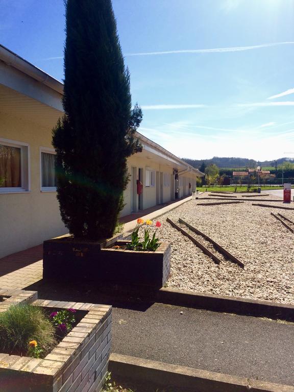 Hotel Evan Lempdes sur Allagnon エクステリア 写真